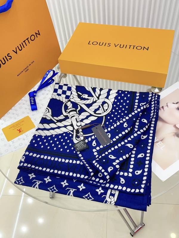 Louis Vuitton Scarf LVC00547